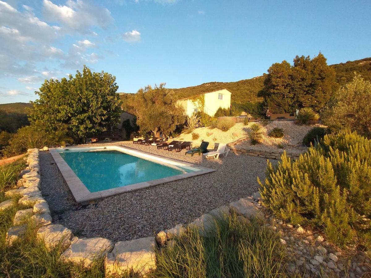 Les Agaves Piscine Panoramique Vue Exceptionnelle Bed and Breakfast Grospierres Exterior foto