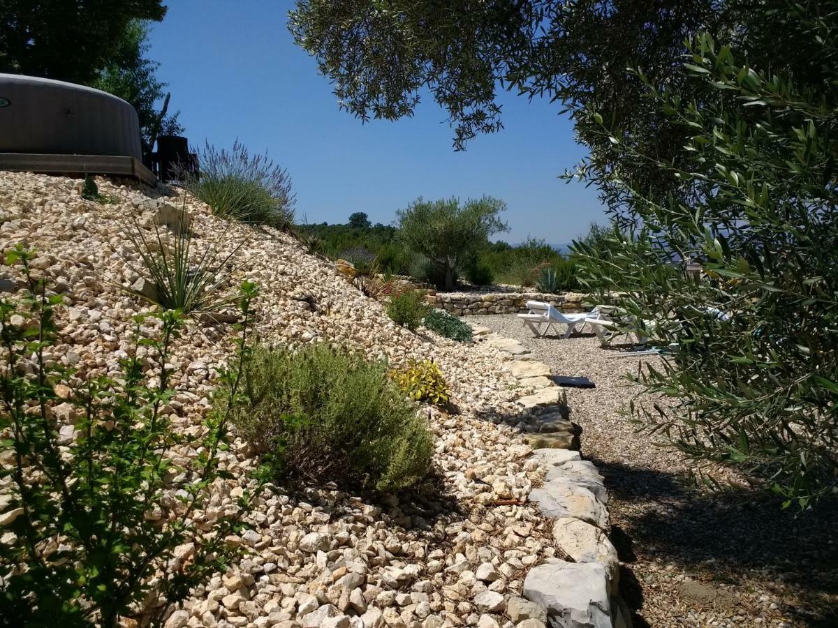 Les Agaves Piscine Panoramique Vue Exceptionnelle Bed and Breakfast Grospierres Exterior foto